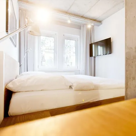 Green Design Loft Aparthotel 4*